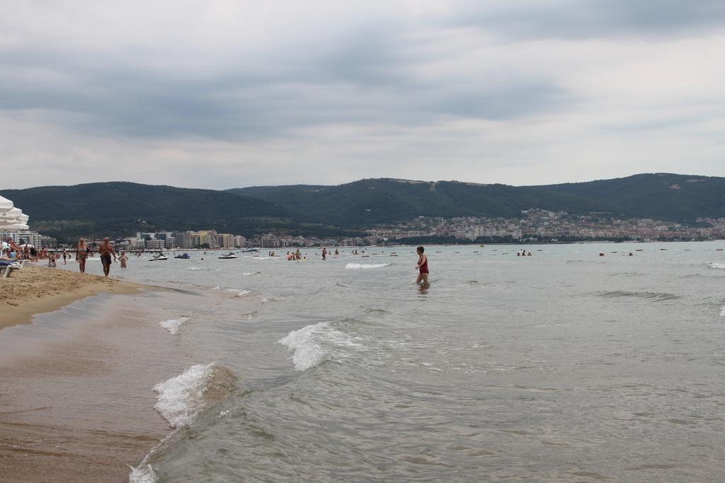 Abelia Residence Apartment Regina Sunny Beach Dış mekan fotoğraf
